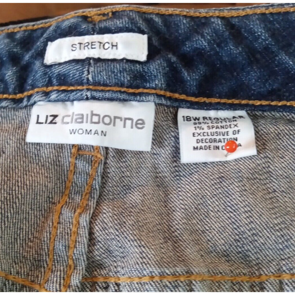Liz Claiborne Womens Plus Size 22W Reg. Straight Leg Stretch Pockets Blue Jeans - Picture 3 of 13